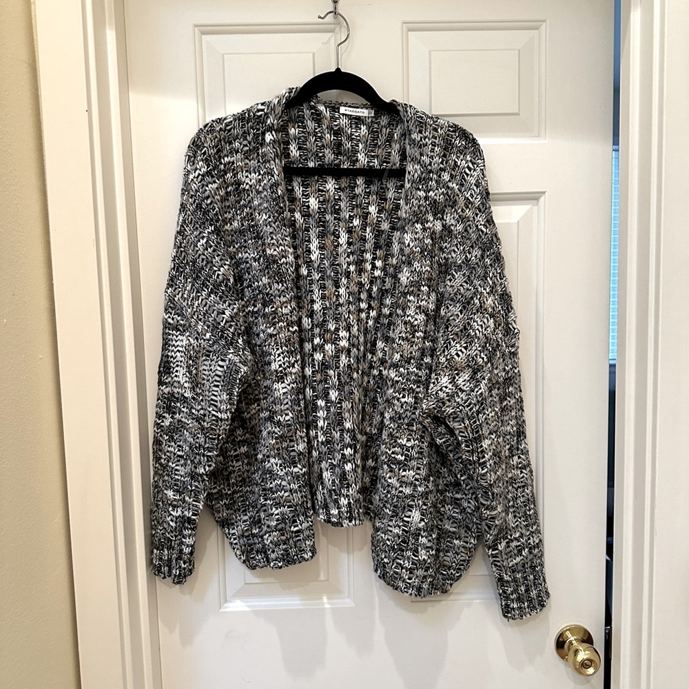 Staccato Gray/white/tan cardigan chunky crochet - Large
